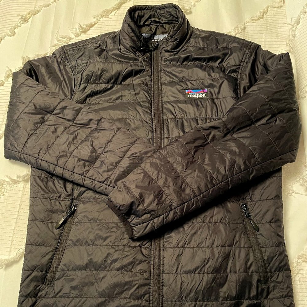 Method (Patagonia-esq) Lightweight puffer hiking jacket